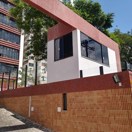 Flat Luxo Bem Localizado No Bairro Da Barra Salvador Apartment Exterior photo