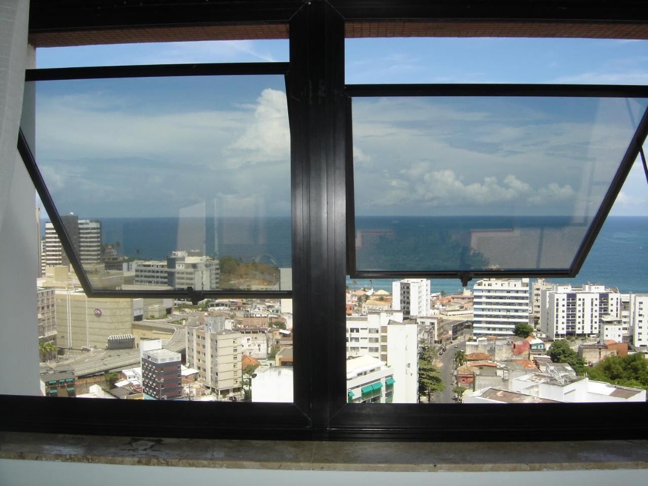 Flat Luxo Bem Localizado No Bairro Da Barra Salvador Apartment Exterior photo